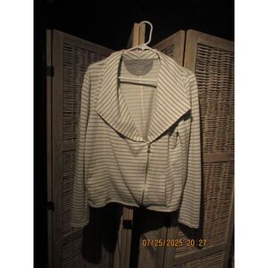 Calvin Klein performance size XL gray and white cotton blend zipper front collar